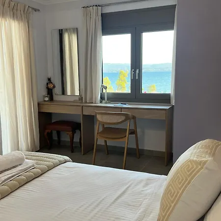 Amorea Jacuzzi Evia Apartament *