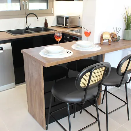 Amorea Jacuzzi Evia