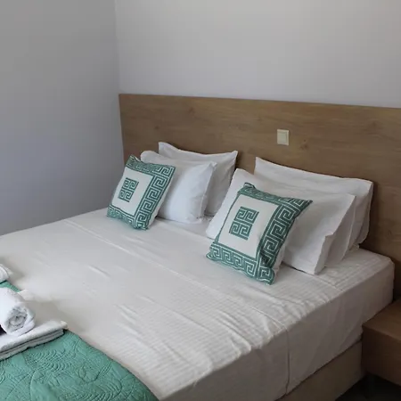 Amorea Jacuzzi Evia Apartman Erétria